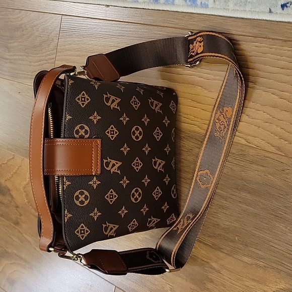 Cute Small Handbag, New - Picture 4 of 6